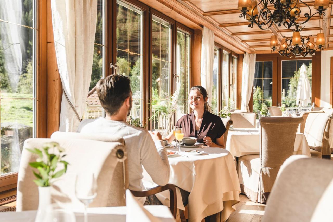Traumhotel Alpina Superior --Yoga Und Ayurvedahotel (Adults Only) Gerlos Exteriör bild