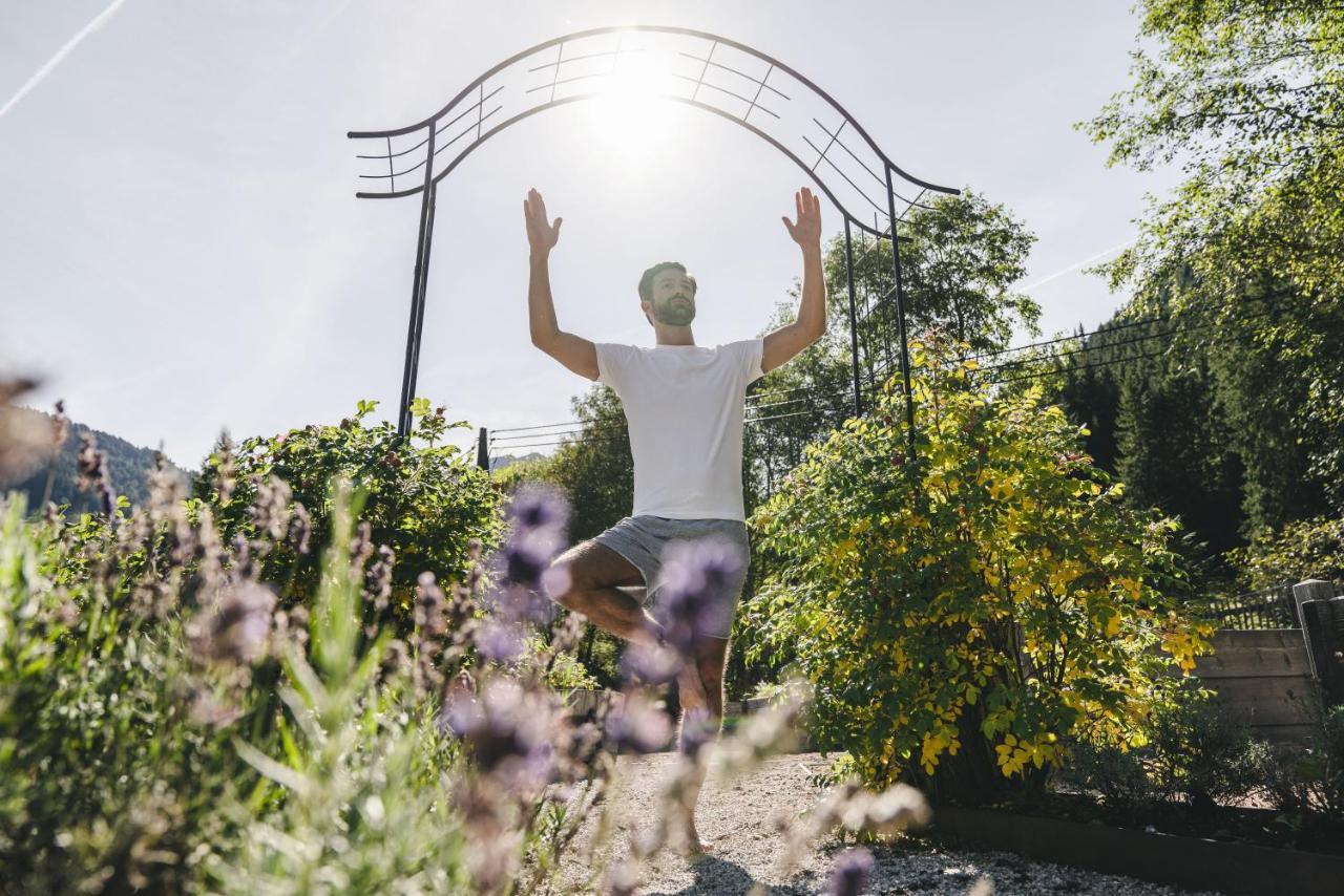 Traumhotel Alpina Superior --Yoga Und Ayurvedahotel (Adults Only) Gerlos Exteriör bild