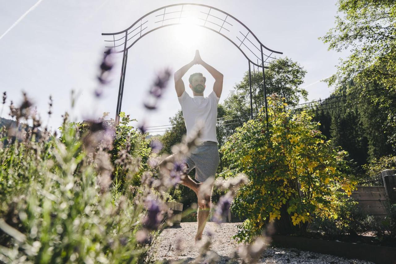 Traumhotel Alpina Superior --Yoga Und Ayurvedahotel (Adults Only) Gerlos Exteriör bild