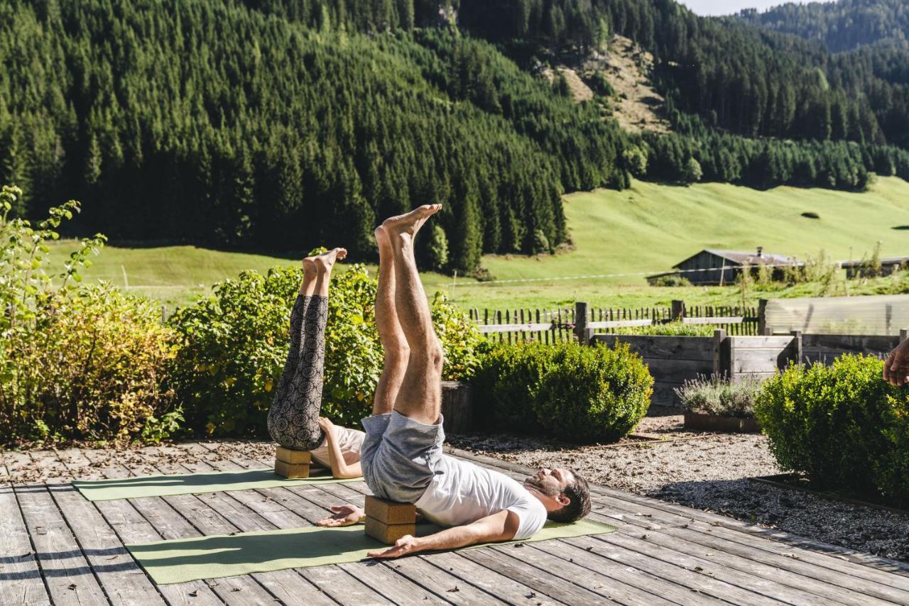 Traumhotel Alpina Superior --Yoga Und Ayurvedahotel (Adults Only) Gerlos Exteriör bild