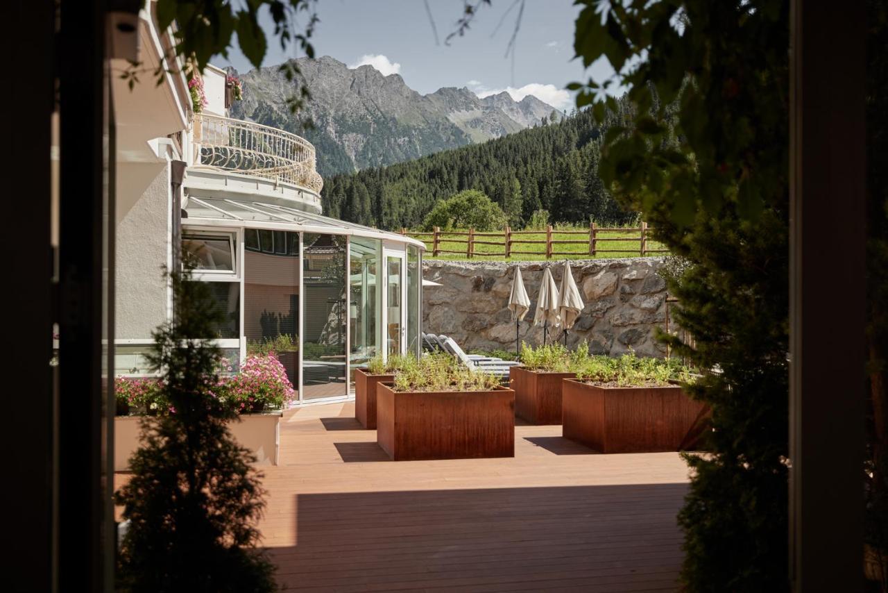 Traumhotel Alpina Superior --Yoga Und Ayurvedahotel (Adults Only) Gerlos Exteriör bild