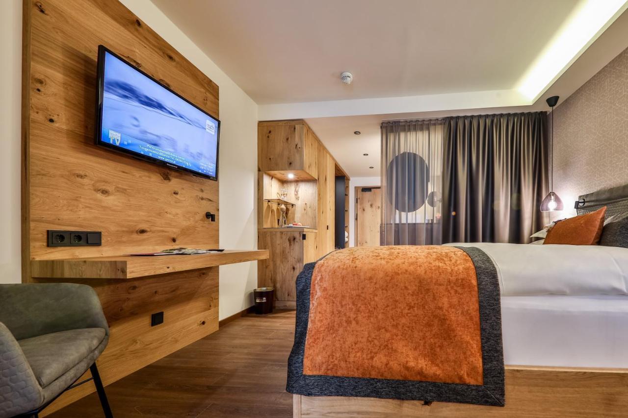 Traumhotel Alpina Superior --Yoga Und Ayurvedahotel (Adults Only) Gerlos Exteriör bild